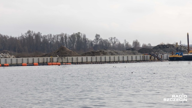 Fot. Robert Stachnik [Radio Szczecin] Szczeciński port przyjmie największe jednostki [WIDEO, ZDJĘCIA]