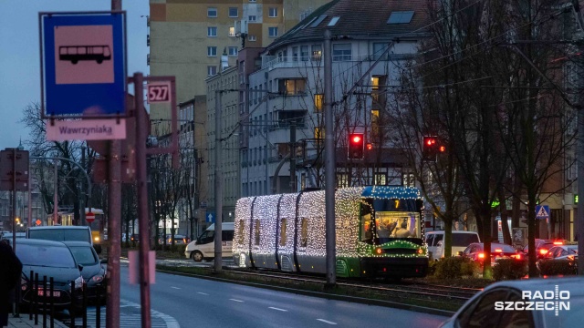 Fot. Robert Stachnik [Radio Szczecin] Świąteczna linia tramwajowa w Szczecinie [ZDJĘCIA]