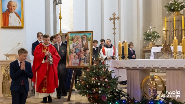 Młodzież w Szczecinie modliła się przy relikwiach błogosławionej rodziny Ulmów.