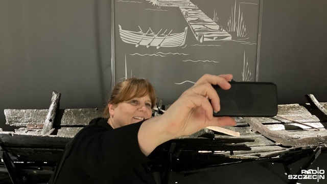 To właśnie ten dzień, kiedy bezkarnie będzie można fotografować eksponaty oraz siebie w ich towarzystwie - dziś MuseumSelfieDay.