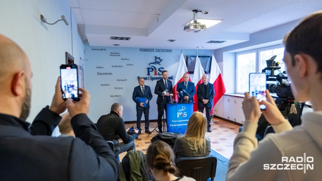 Senat uchwalił bez poprawek ustawę budżetową na 2024 rok. Teraz trafi ona do prezydenta. Andrzej Duda może ją podpisać lub skierować do Trybunału Konstytucyjnego.