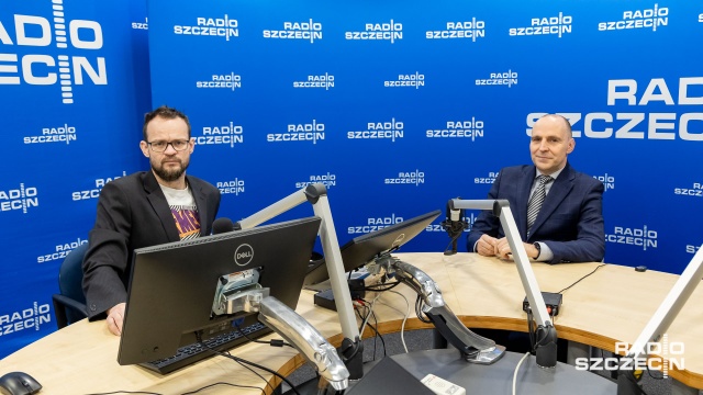 To sprawa priorytetowa, jednak wymaga czasu - tak wojewoda zachodniopomorski Adam Rudawski mówił o otwarciu drogi przy gazoporcie w Świnoujściu.
