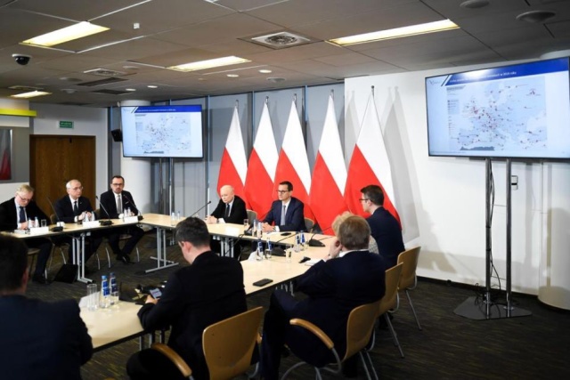 Prawo i Sprawiedliwość zainaugurowało Zespół Pracy dla Polski. Jego pierwsze posiedzenie dotyczyło Centralnego Portu Komunikacyjnego.