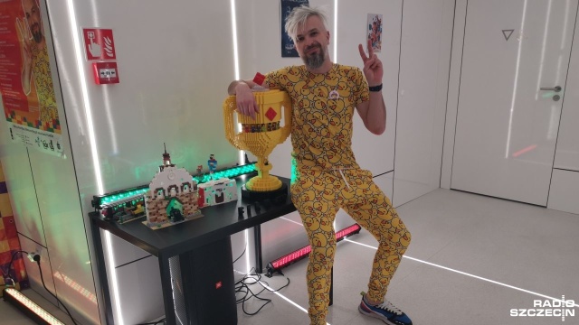 Budowle z klocków wznoszone pod nadzorem mistrza jednej z edycji Lego Masters zdominowały weekend w Stargardzkim Centrum Nauki Filary.