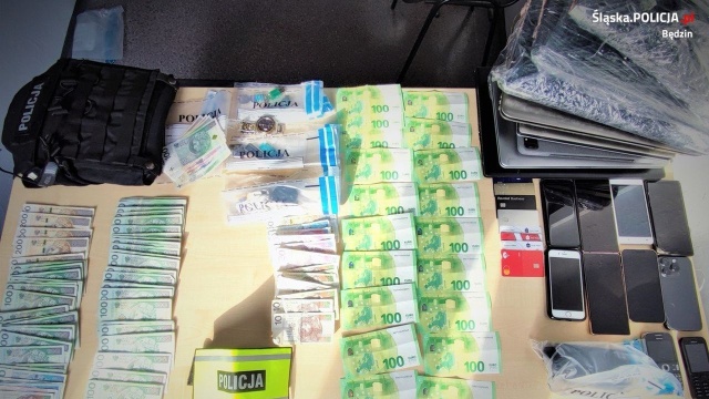 Będzińscy policjanci rozbili grupę przestępczą zajmującą się wyłudzeniami finansowymi.
