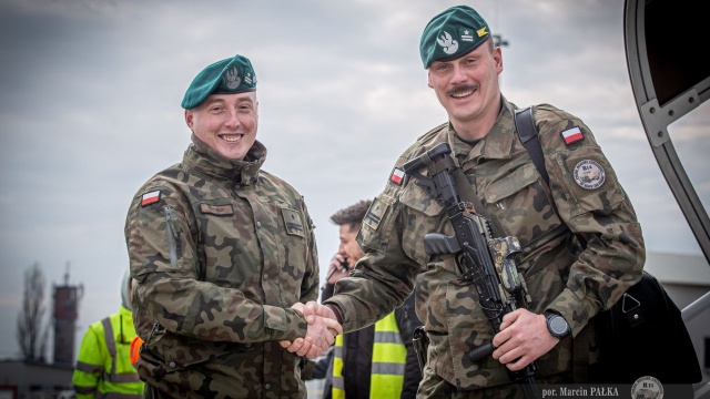 Pierwsi żołnierze XIV zmiany Polskiego Kontyngentu Wojskowego w Rumunii dotarli już w miejsce misji.