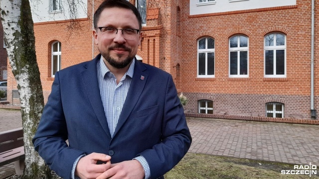 Zawirowania przedwyborcze w Świnoujściu. Jan Borowski, jeden z kandydatów na prezydenta miasta został zawieszony w prawach członka Platformy Obywatelskiej i poddany procedurze usunięcia z partii.