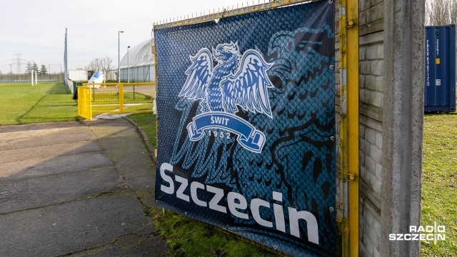 Piłkarze Świtu po zimowej przerwie powracają do rozgrywek 3. ligi. Szczecinianie prowadzący w tabeli grupy drugiej w pierwszym tegorocznym ligowym meczu zmierzą się na wyjeździe z Gedanią Gdańsk.