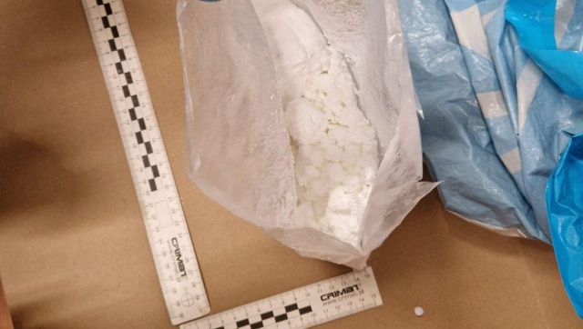 Ponad pół kilograma narkotyków ukrywał w domu 27-letni mężczyzna z Kołobrzegu. Środki odurzające trzymał w lodówce.