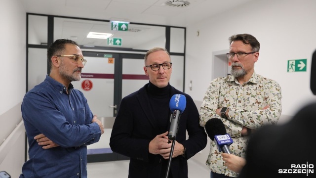 Kiedy wychodzą z domu, muszą wiedzieć, gdzie jest najbliższa łazienka, często obawiają się kichać czy kaszleć - to pacjenci, a raczej pacjentki, którym doskwiera problem nietrzymania moczu.