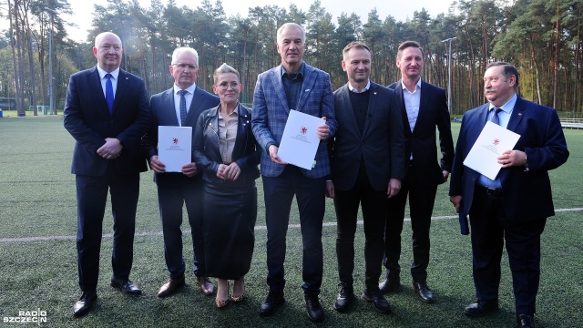 Prawie 150 tysięcy złotych - tyle na modernizację bazy sportowej dostały gminy z powiatu goleniowskiego. Pieniądze pochodzą z budżetu województwa.