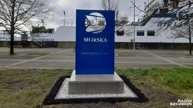 W Świnoujściu postawiono tablicę upamiętniającą pół wieku pracy Morskiej Stoczni Remontowej. Stanęła przy przeprawie promów Bielik, tuż obok zabytkowej tablicy po Przedsiębiorstwie Połowów Dalekomorskich i Usług Rybackich Odra.