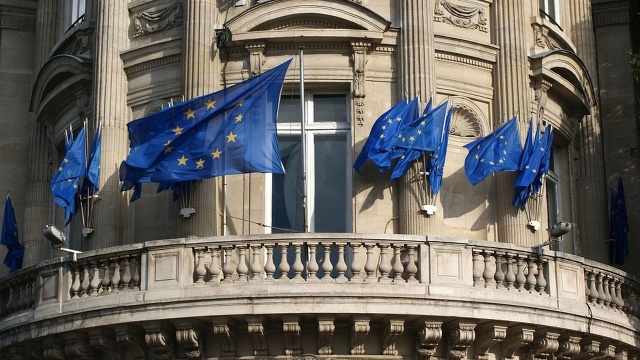 Unijny pakt migracyjny ostatecznie zatwierdzony. Decyzję podjęli ministrowie finansów 27 krajów członkowskich na spotkaniu w Brukseli.