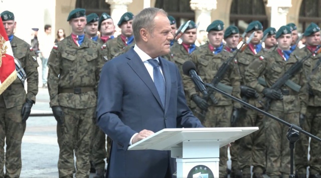 Wzmocnienie bezpieczeństwa polskich granic na wschodzie zapowiedział premier Donald Tusk.