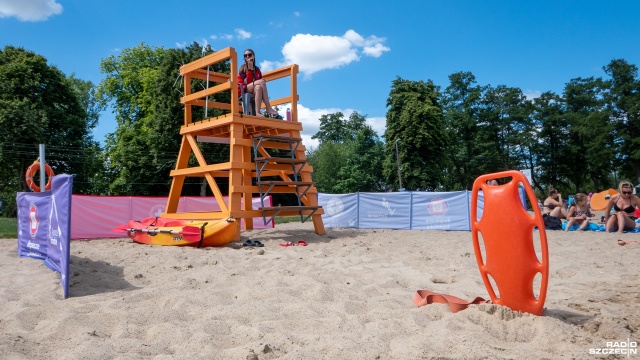 Prawie na wszystkich miejskich kąpieliskach w Szczecinie pojawili się już ratownicy.