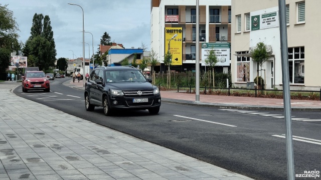 Remont głównej drogi w dzielnicy zachodniej Kołobrzegu zakończony. W sezonie ta część miasta będzie wolna od utrudnień drogowych.