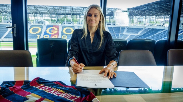 Kolejna piłkarka Pogoni Szczecin z nowym kontraktem. Natalia Oleszkiewicz, królowa strzelczyń ubiegłego sezonu związała się z klubem nową umową do czerwca 2025 roku.