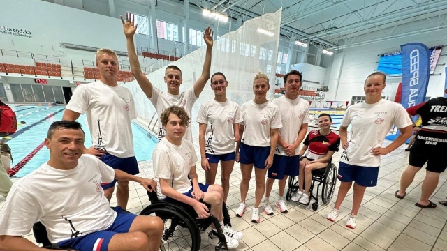 Osiem medali i jedna kwalifikacja na igrzyska paraolimpijskie to dorobek niepełnosprawnych pływaków Startu Szczecin w Letnich Parapływackich Mistrzostwach Polski zakończonych w Łodzi.