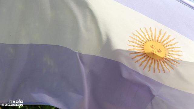 Argentyński piłkarze - zwycięzcy turnieju Copa America - owacyjnie powitani w kraju przez swych rodaków.