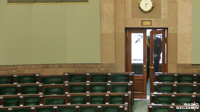 Posłowie zajmą się m.in. zmianami w ustawie o Trybunale Konstytucyjnym. We wtorek rusza czterodniowe posiedzenie Sejmu.