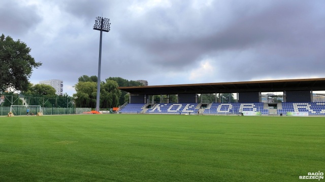 W piątek Kotwica Kołobrzeg zagra historyczny pierwszy mecz w I lidze na własnym stadionie.