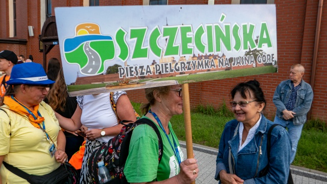 Ponad 160 osób wyruszyło w 40. Szczecińskiej Pieszej Pielgrzymce na Jasną Górę. Najdłuższej w Polsce.