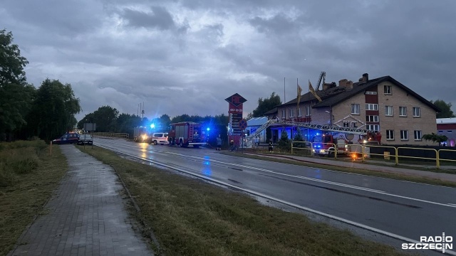 W regionie spadł deszcz, na drogach zrobiło się ślisko. Doszło do wypadków i kolizji.