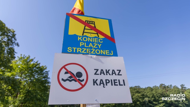 Sześć kąpielisk w Zachodniopomorskiem z zakazem kąpieli - przyczyną zakwit sinic i bakterie e.coli.