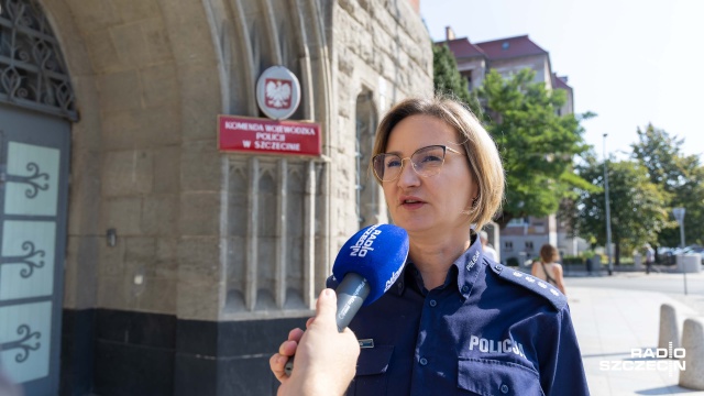 Policjanci z Komendy Wojewódzkiej Policji w Szczecinie ostatni weekend wakacji spędzili w przestworzach. Zakorkowana trasa S3 od Szczecina nad morze to żadna nowość, ale liczne wypadki i incydenty na drodze skłoniły policjantów do prowadzenia kontroli ruchu z powietrza.