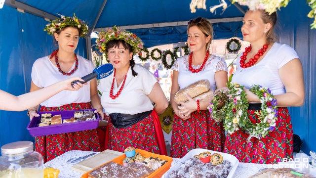 Koncerty muzyki ludowej, swojskie przysmaki, zioła i kwiaty ogrodowe. To jedynie część atrakcji Dożynek Wojewódzkich w Przelewicach.