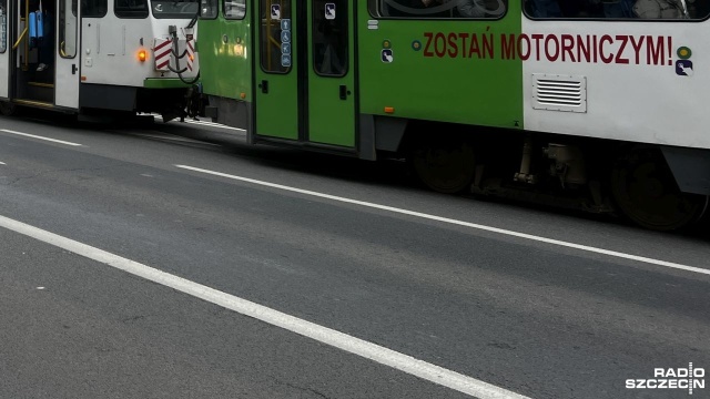 Tramwaje Szczecińskie nie chcą udzielić odpowiedzi, czy ich pracownicy przychodzili do pracy pod wpływem alkoholu. Informacje o zaistniałej sytuacji opublikował portal wszczecinie.pl powołując się na anonimowego informatora.