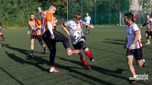 W Szczecinie trwa turniej dla piłkarskich amatorów Dziki Cup. To już 4. edycja zawodów, w których udział bierze 10 drużyn.