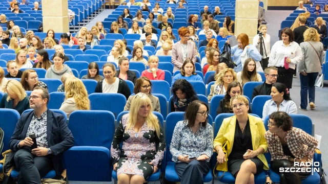 Poszukiwanie partnera w internecie, tożsamość płciowa czy dlaczego grzeczne dzieci stają się złymi dorosłymi.