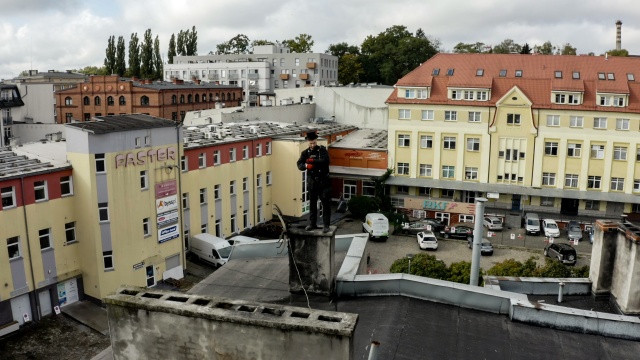 Kominiarze przypominają o obowiązkowym przeglądzie kominów. Sezon grzewczy w pełni. Oznacza to nawet kilkanaście interwencji dziennie.