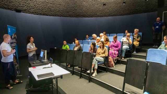 Kilkudziesięciu nauczycieli ze szczecińskich szkół wzięło dziś udział w nietypowym Dniu Nauczyciela, zorganizowanym przez Fabrykę Wody.