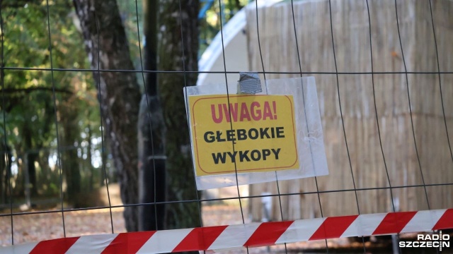 Rozpoczął się remont kołobrzeskiej muszli koncertowej. Obiekt położony 0 100 metrów od plaży ma odzyskać dawny blask.