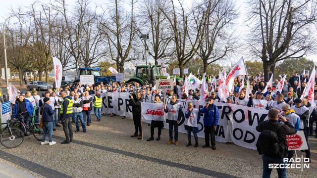 Protest Solidarności w obronie miejsc pracy [WIDEO, ZDJĘCIA]