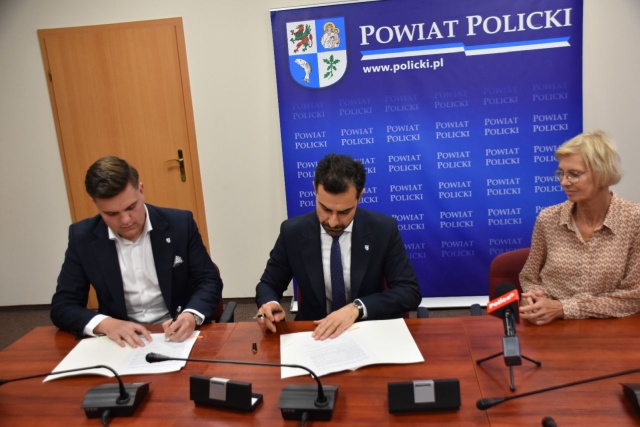 Umowa na przebudowę drogi w Ustowie podpisana. Pracami zajmie się firma Strabag.