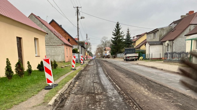 Rozpoczęła się przebudowa głównej ulicy przelotowej przez miejscowość Ustowo.