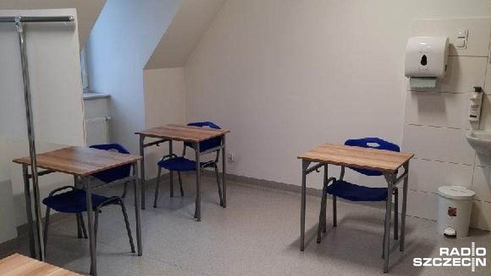 W pracowni psychologicznej otwartej w budynku przy ul. Mickiewicza 18 można uzyskać lub odnowić uprawnienia poddając się na miejscu badaniom i testom. Fot. Marek Synowiecki [Radio Szczecin]