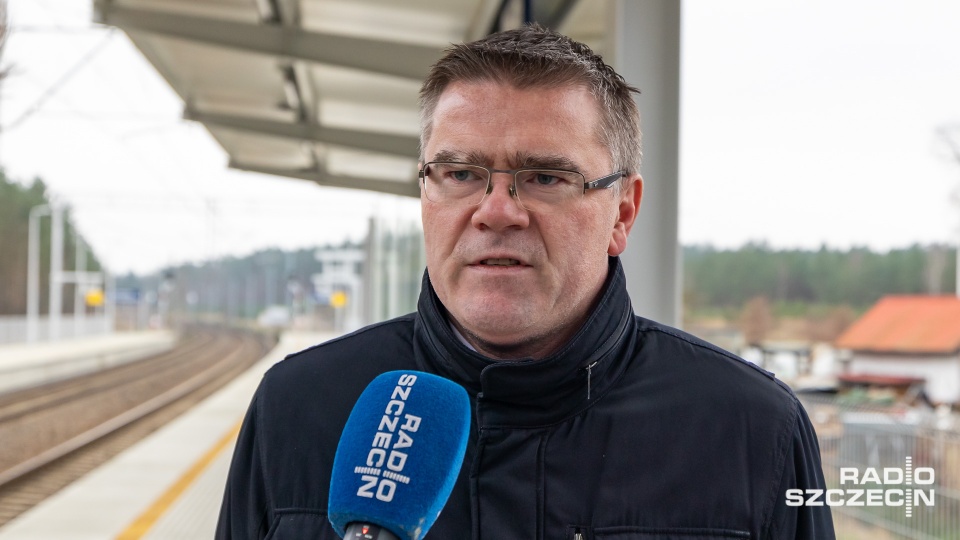 Maciej Korzeniewski, zastępca dyrektora Regionu Zachodniego PKP PLK. Fot. Robert Stachnik [Radio Szczecin]