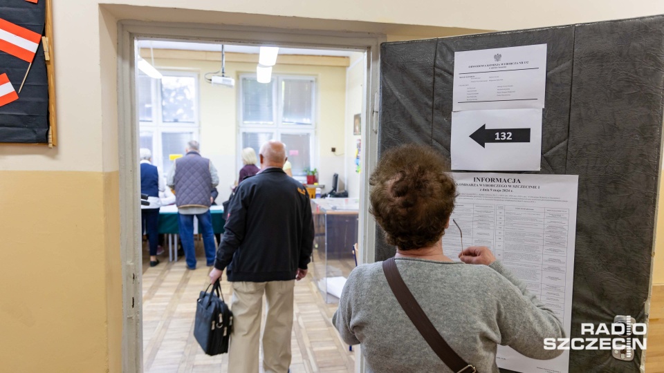 Frekwencja do godz. 12: Szczecin 13,9%, województwo 12,22%, Polska 11,66%