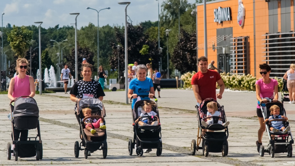 Pobiegli, aby pomóc umeblować hospicjum [WIDEO, ZDJĘCIA]