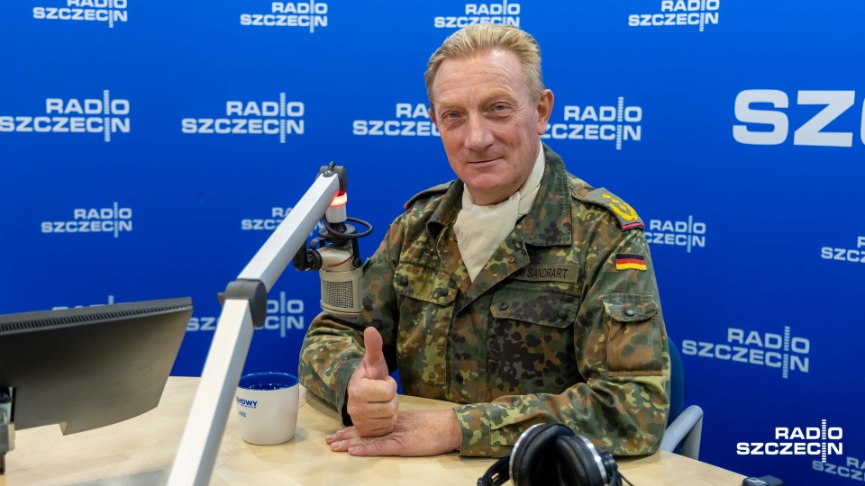 Generał broni Jürgen-Joachim von Sandrart, dowódca Wielonarodowego Korpusu Północno-Wschodniego w Szczecinie. Fot. Robert Stachnik [Radio Szczecin]