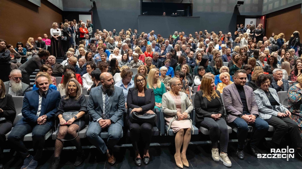 Nagrody dla szczecińskich nauczycieli. Jakie mają problemy? [ZDJĘCIA]