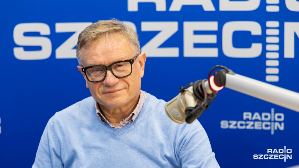 Zygmunt Siarkiewicz, dyrektor Zachodniopomorskiego Centrum Kultury Obszarów Wiejskich i Edukacji Ekologicznej w Ogrodach Przelewice. Fot. Robert Stachnik [Radio Szczecin]