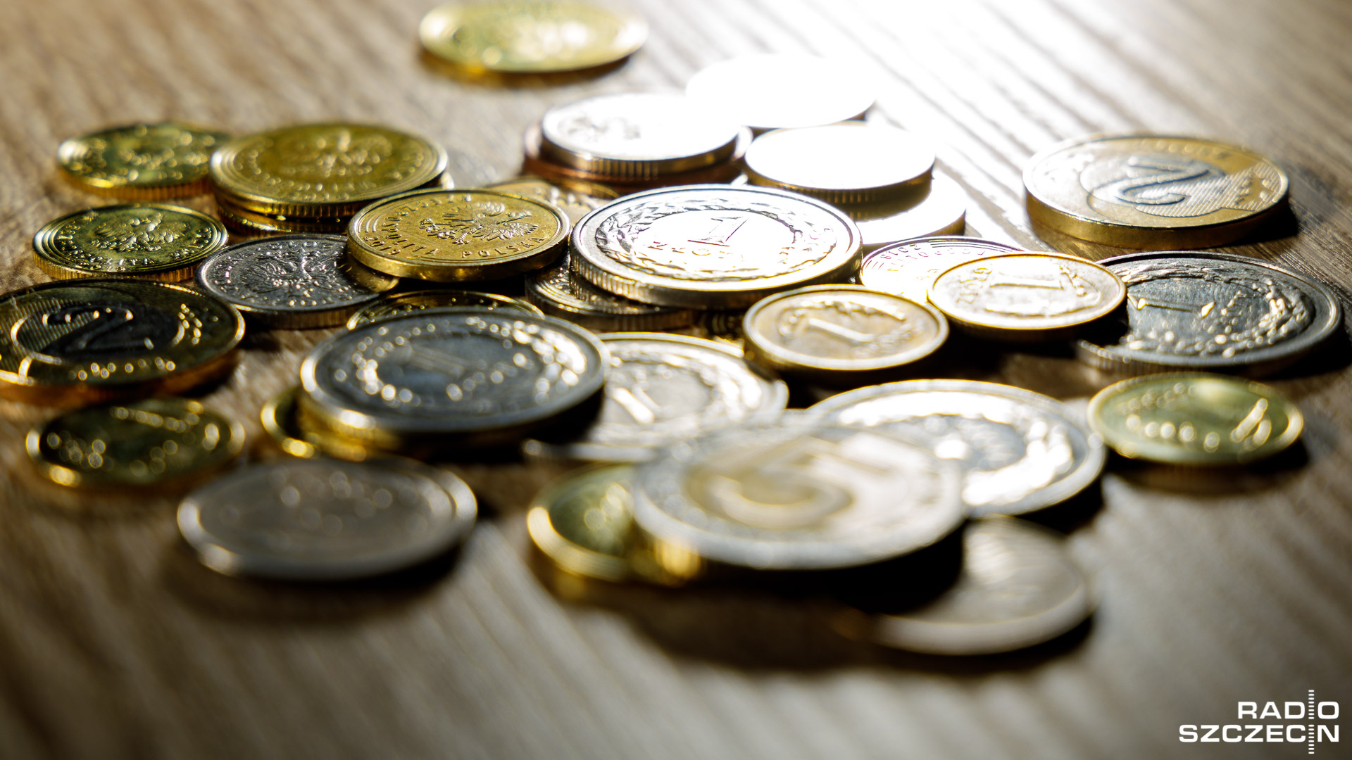 Dwa miliony Polaków żyją w ubóstwie - wynika z Raportu o Biedzie 2025 przygotowanego przez Szlachetną Paczkę.