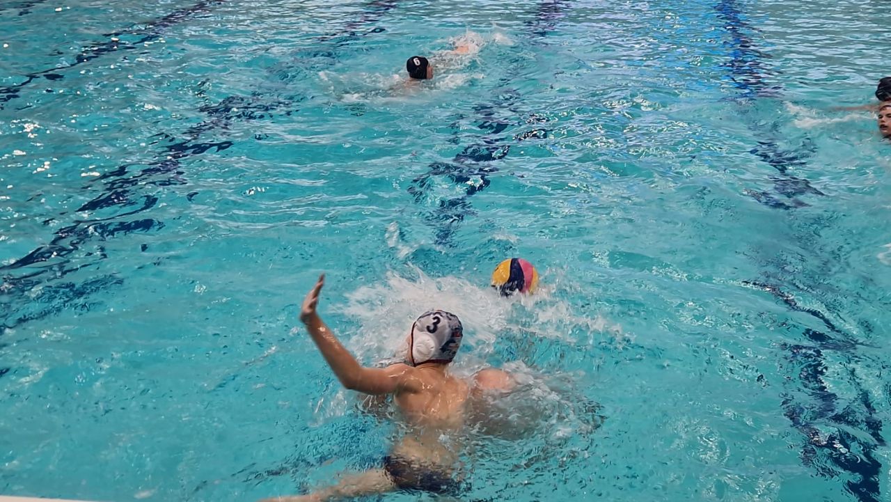 Młodzi waterpoliści z Polski, Niemiec i Danii opanują basen Floating Arena. W Szczecinie rozpoczną się dwa dwudniowe towarzyskie międzynarodowe turnieje DEMOCO Cup w piłce wodnej.