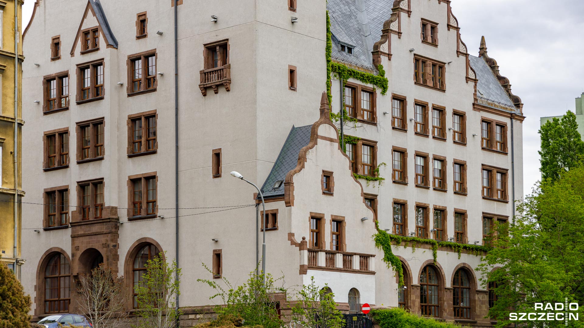 2 i 3 marcaPomorski Uniwersytet Medyczny w Szczecinie po raz kolejny zaprezentuje się tegorocznym maturzystom.
