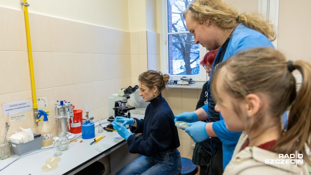 Fot. Robert Stachnik [Radio Szczecin] Noc Biologów w Instytucie Biologii US [WIDEO, ZDJĘCIA]